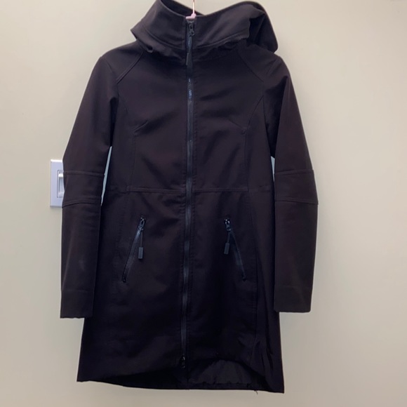 Rain jacket - Picture 1 of 5